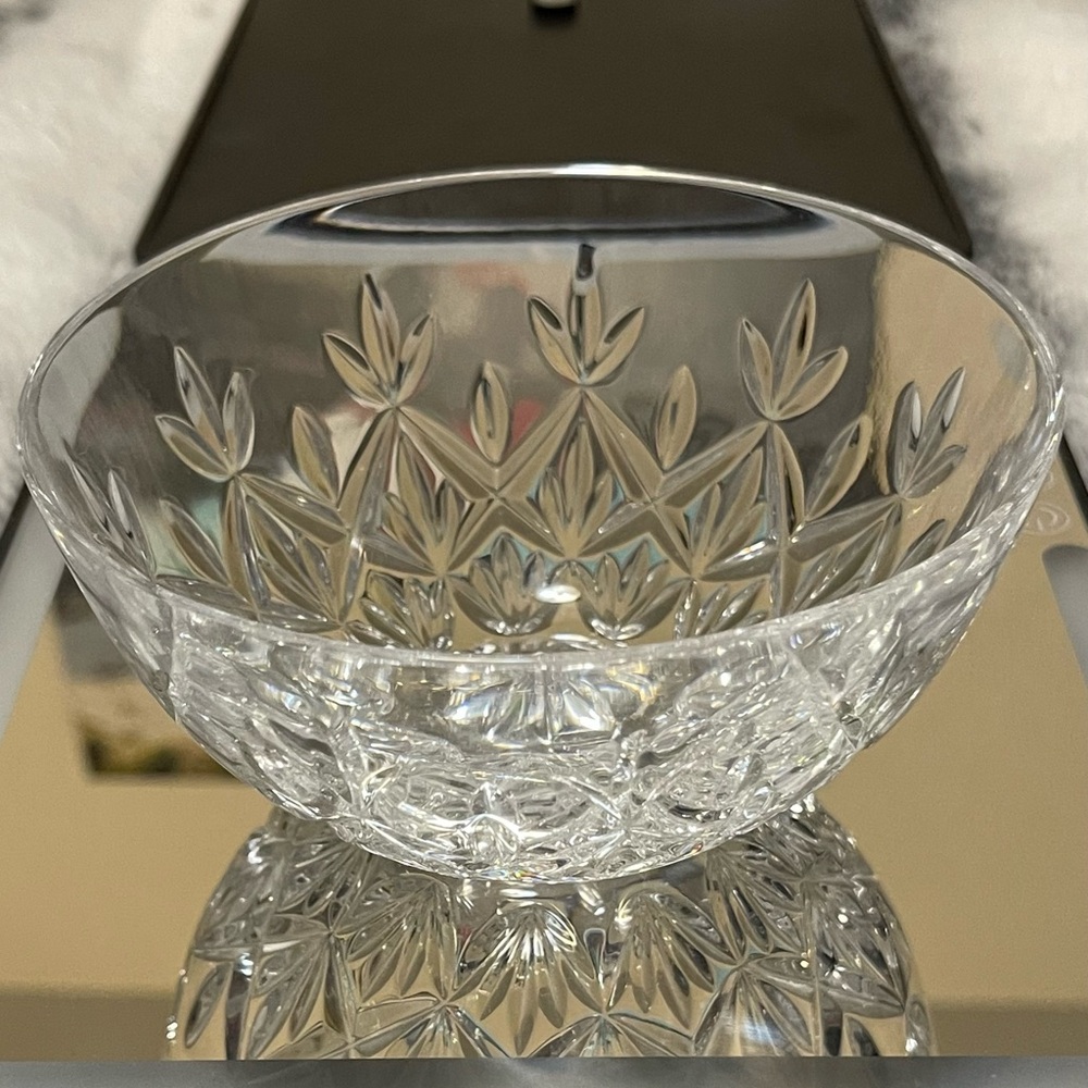 Tiffany & Co. Diamond Cut Sybil Pattern Crystal Bowl.